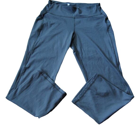 All in Motion Small Black Pants w/ Pockets Straight Leg Design - Picture 1 of 8